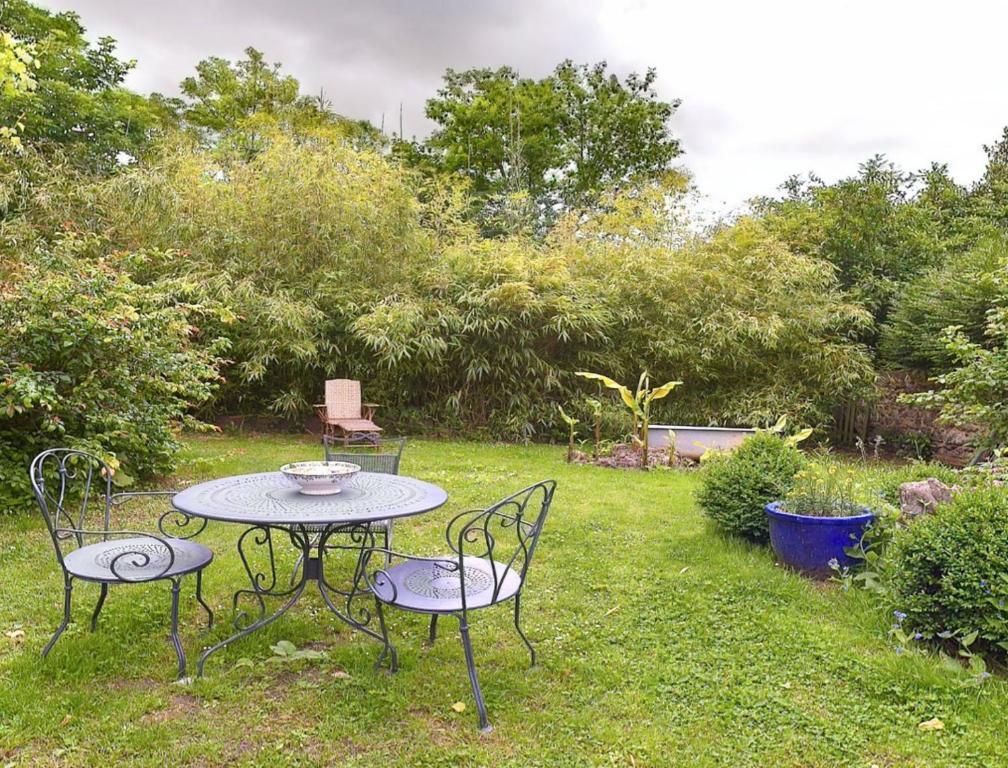 Bed and Breakfast Les Rouges Gorges Giverny Exterior foto